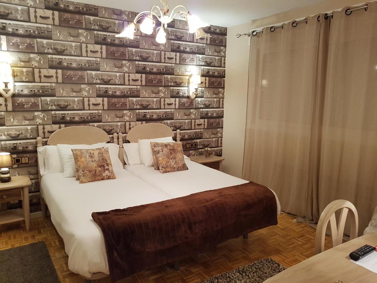Hotel Camping 里瓦德塞利亚 外观 照片
